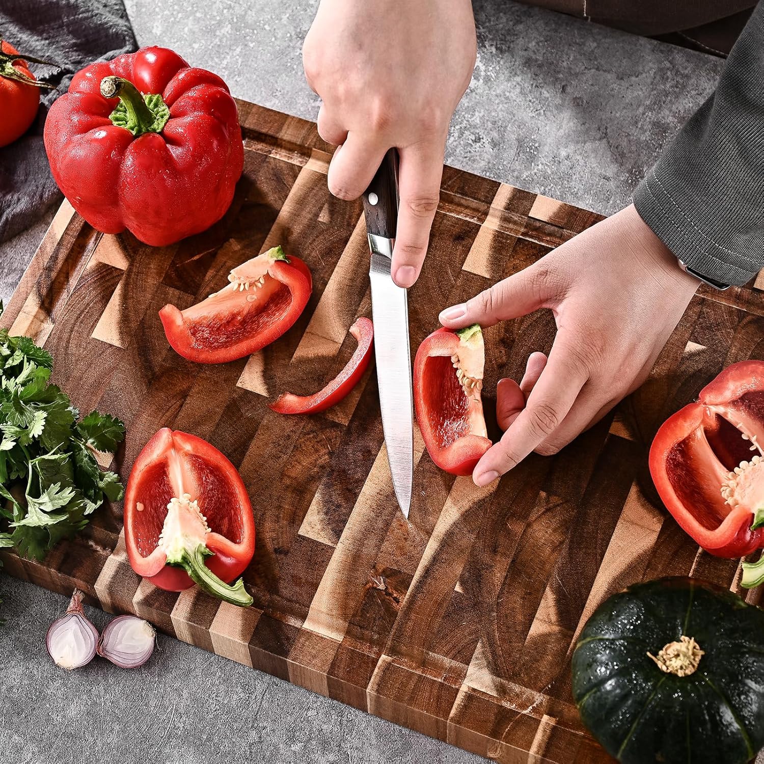 Built-in sharpener block